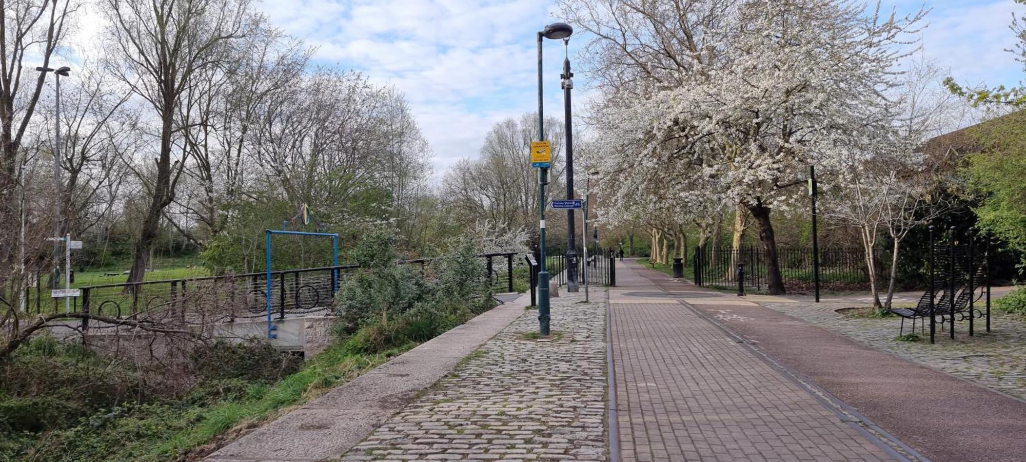 Riverside 1Br With Easy Transport 20Min To City Centre Londra Dış mekan fotoğraf
